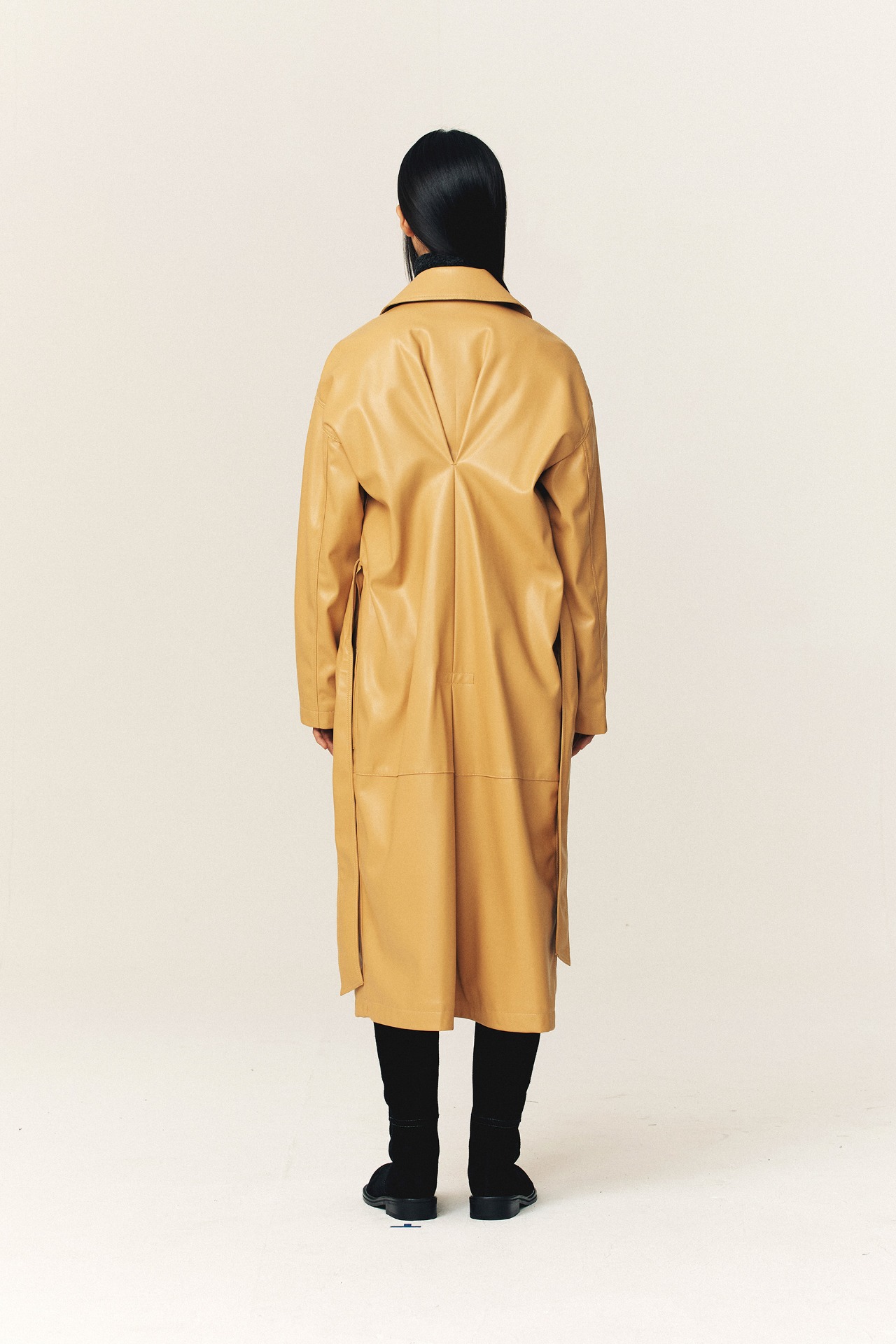 FAUX-LEATHER TRENCH COAT_MUSTARD